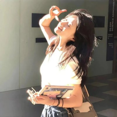 最近，妹妹的样子有点怪